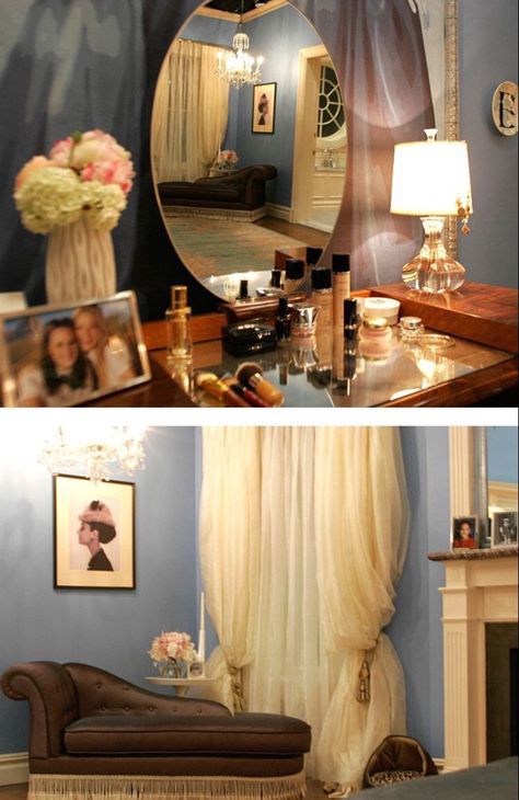 Blair Waldorf room Blair Waldorf Bedroom, Blair Waldorf Room, Bedrooms Curtains, Waldorf Room, Curtains Aesthetic, Room Decor Elegant, Waldorf Home, Bedroom Ideas For Small Rooms Cozy, Room Deco