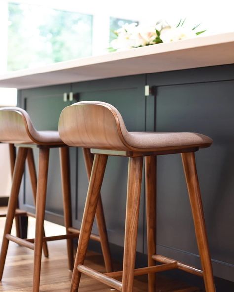 Modern Kitchen Stools, Modern Bar Stools Kitchen, Scandinavian Bar Stool, Mid Century Stools, Mid Century Bar Stools, Breakfast Bar Chairs, Walnut Stools, Mid Century Modern Bar, Mid Century Modern Dining Room