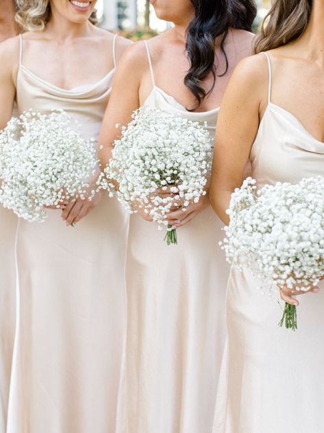 #babysbreath #babysbreathwedding #wedding #weddinginspo #weddingflowers #weddinginspiration #love Baby's Breath Bridal Bouquet, White Peony Bouquet Wedding, White Peonies Bouquet, Baby Blue Weddings, Simple Wedding Bouquets, Church Wedding Flowers, Peony Bouquet Wedding, Wedding Bouquets Bride, Baby's Breath