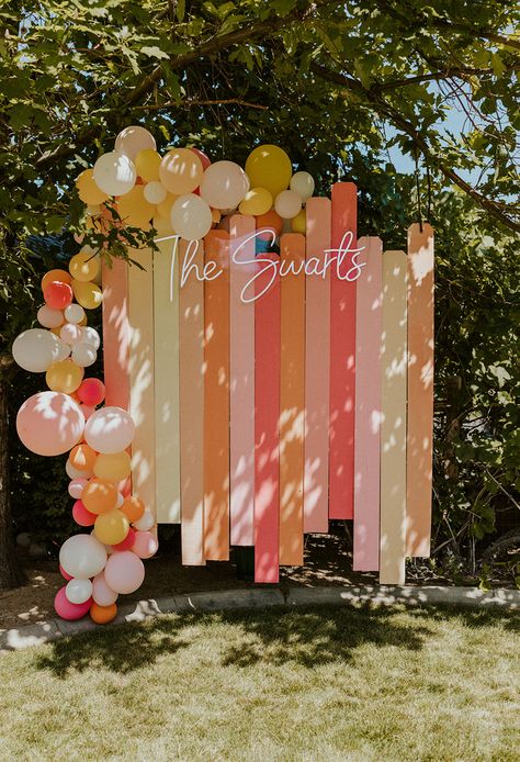 Sweet 17, Grad Party Decorations, Grad Parties, Diy Party Decorations, Photo Backdrop, Backdrops For Parties, Balloon Decorations, Wedding Shower, Orange Pink