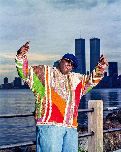 Biggie Smalls Art, Black Timbs, 90s Rappers Aesthetic, 90s Rappers, Coogi Sweater, Arte Hip Hop, 90s Rap, 90s Hip Hop Fashion, Real Hip Hop