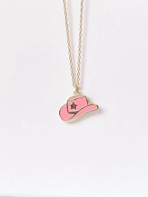 Pink Cowgirl Hat Necklace | sassyshortcake.com Preppy Jewelry Rings, Cute Pink Accessories, Preppy Gift Ideas, Pink Cowgirl Aesthetic, Preppy Necklace, Preppy Cowgirl, Cowgirl Necklace, Pink Cowgirl Hat, Preppy Necklaces