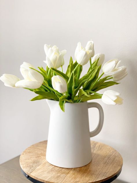 Faux Tulips In Vase, Faux Tulips, Prettiest Flowers, Spring Favorites, Silk Tulips, Tulip Decor, Tulips Arrangement, Woven Mules, Time Of The Month