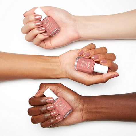 Nude Jelly Nails: Essie Treat, Love and Color, Strength and Color Nail Polish in Final Stretch Essie Pink Nail Polish, Essie Top Coat, America Nails, Essie Nail Colors, Nagellack Trends, Vegan Nail Polish, Shine Nails, Get It Girl, Pink Nail Polish