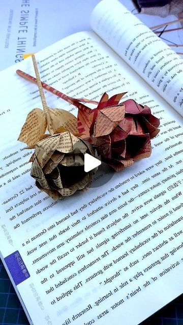 paper crafts creator on Instagram: "Kawasaki roses are not unaffordable, but paper folding ones are more cost-effective. #HANDMADE #ORigami #KAAWASAKI #ROSE #HANDMADEDIY #ORigami #tutorial  paper craft  ideas" Paper Roses Tutorial Easy, Paper Flower Origami Tutorial, How To Fold Flowers With Paper, Folding Paper Flowers, Rose Flower With Paper, Rose Making Crafts Paper, Rose Making Crafts, How To Make Paper Leaves, Handmade Paper Crafts Gift Ideas