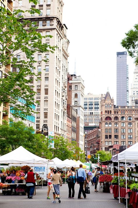 For our last farmers' market profile of the week, we headed to the Big Apple. We sent photographer Rebecca Baust to Union Square Greenmarket in New York City, one of the nation's largest farmers' markets. Here's what made her hungry: Christophe Jacrot, Voyage New York, Nyc Life, The Everygirl, Funny Holiday, Union Square, Nyc Trip, Dream City, Farmer's Market