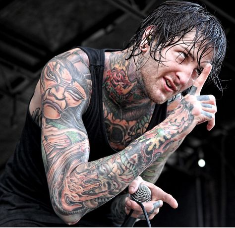 Mitch Lucker Tattoo, Straight Edge Tattoo, Silence Lyrics, Alex Terrible, Mitch Lucker, Classic Grunge, Tattoos Pictures, Concert Pictures, Tattoo Pictures