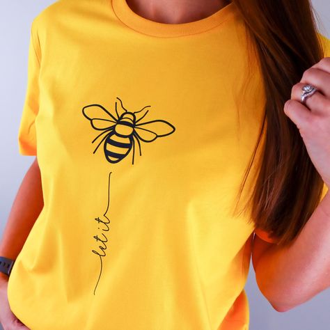 Bee Fashion, Initial Sweatshirt, Insect Design, Let It Bee, Bee T Shirt, Black Bee, Christmas Gifts For Mum, Bee Design, Power Girl