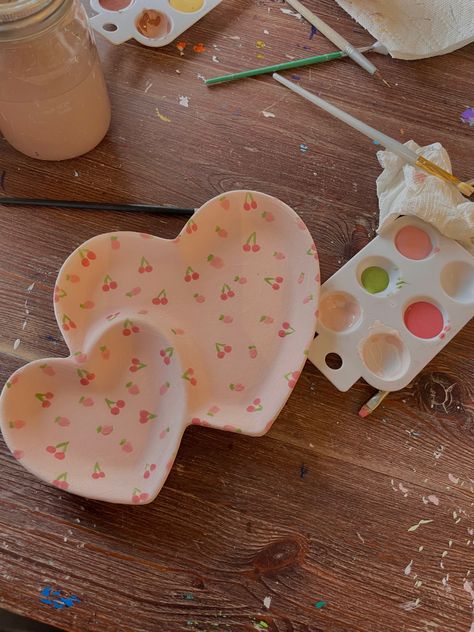 Minimal Pottery Painting, Pottery Painting Small Bowl, Pottery Painting Aesthetic Ideas, Pottery Painting Strawberries, Pottery Painting Ideas Cherry, Color Me Mine Inspo Easy, Heart Bowl Pottery Painting, Painting Pottery Plate, Girly Pottery Painting