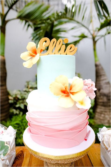 Tropical Cake Ideas, Tropical Party Cake, Tropical Themed Cake, Hawaiian Birthday Cakes, Pool Party Cake, Tropical Birthday Cake, Tropical Pool Party, Pink And Green Tropical, Luau Cake