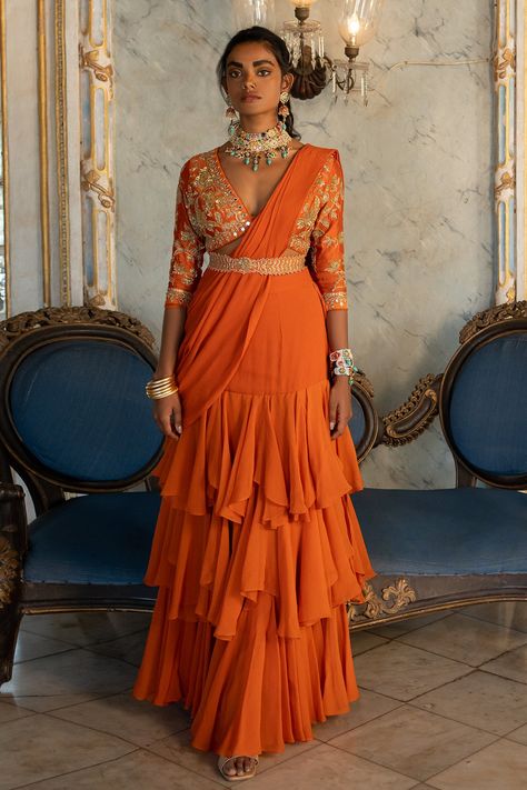 Paulmi And Harsh, Floral Sari, Organza Sari, 1950’s Fashion, Orange Saree, Ruffle Saree, Bengali Wedding, Drape Saree, Draped Skirt