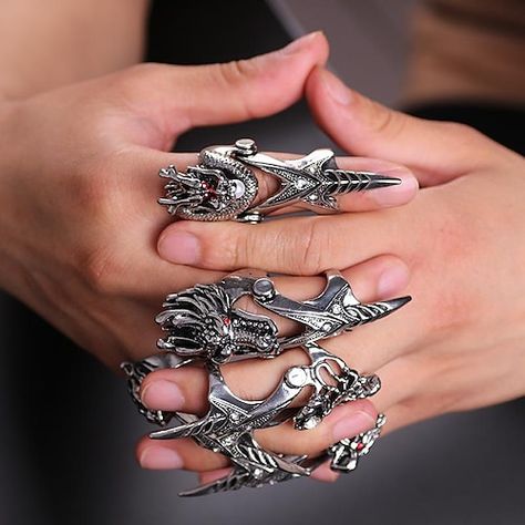 Armor Ring, Accessories Ear, Vintage Dragon, Gothic Vintage, Dragon Ring, Vintage Skull, Vintage Punk, Easy Halloween Costumes, Estilo Punk