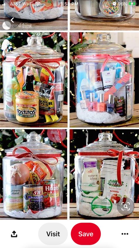 Christmas Jar Gifts, Gift In A Jar, Gifts In A Jar, Homemade Gift Baskets, Christmas Gift Baskets Diy, Anniversaire Diy, Raffle Baskets, Themed Gift Baskets, Christmas Gift Basket Ideas