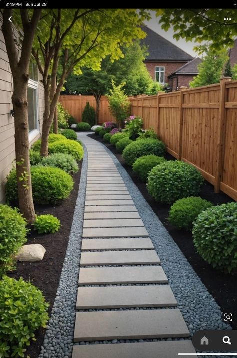 Side Driveway Landscaping Ideas, Garden Stone Walkway, Side House Pathway Ideas, Modern Garden Path, Limestone Walkway Pathways, Outside Pathway Ideas, Backyard Walkways Ideas Walking Paths, Front Yard Pathway Landscaping, Side Pathway Ideas