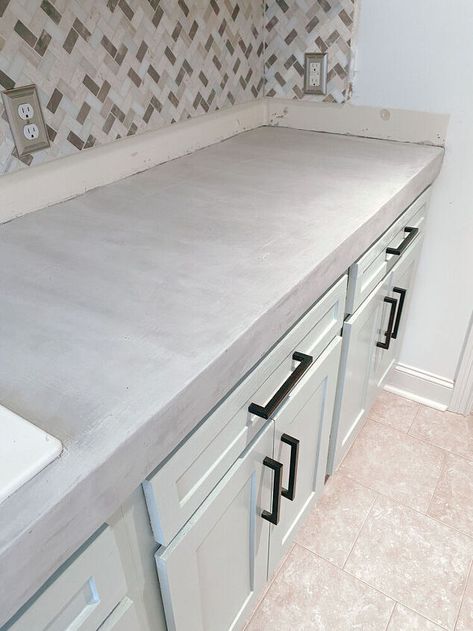 Faux Concrete Countertops, Poured Concrete Counters, Countertop Overlay, Cement Countertops, Concrete Countertops Outdoor Kitchen, Countertop Makeover, Concrete Countertops Kitchen Diy, Concrete Countertops Over Laminate, Concrete Countertops Bathroom