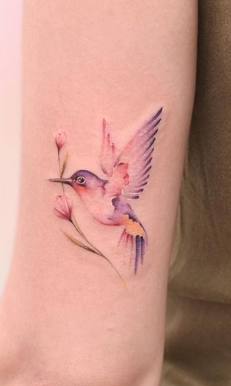 Small Hummingbird Tattoo, Tiny Bird Tattoos, Fonts Ideas, Bird Tattoos For Women, Tiny Tattoos For Women, Tato Minimal, Bird Tattoo Wrist, English Fashion, Gorgeous Tattoos