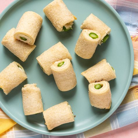 Asparagus Roll Ups Appetizers, Asparagus Sandwiches, Roll Ups Appetizers, Asparagus Appetizers, Asparagus Roll Ups, Cold Pea Salad, Fancy Sandwiches, Asparagus Appetizer, Asparagus Rolls