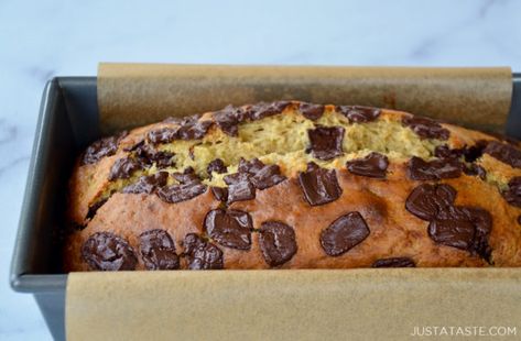 Olive Oil Banana Bread | Just a Taste Baking Aesthetic, Chocolate Chip Banana, Amazing Desserts, Chocolate Chip Banana Bread, Peanut Butter Chocolate Chip, Peanut Butter Chocolate, Banana Chocolate Chip, Think Food, Butter Chocolate