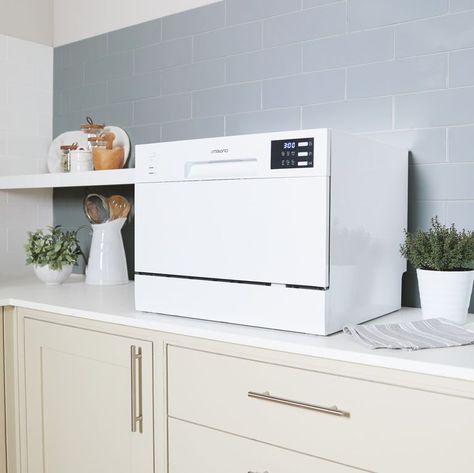 #Aldi's new Compact Living range for small spaces includes a table top dishwasher for just £155. Table Top Fridge, Table Top Dishwasher, Kitchen Appliances Layout, Italy Kitchen, Kitchen Surface, Stylish Room Decor, Small Dishwasher, Wire Basket Storage, Small Kitchen Layouts