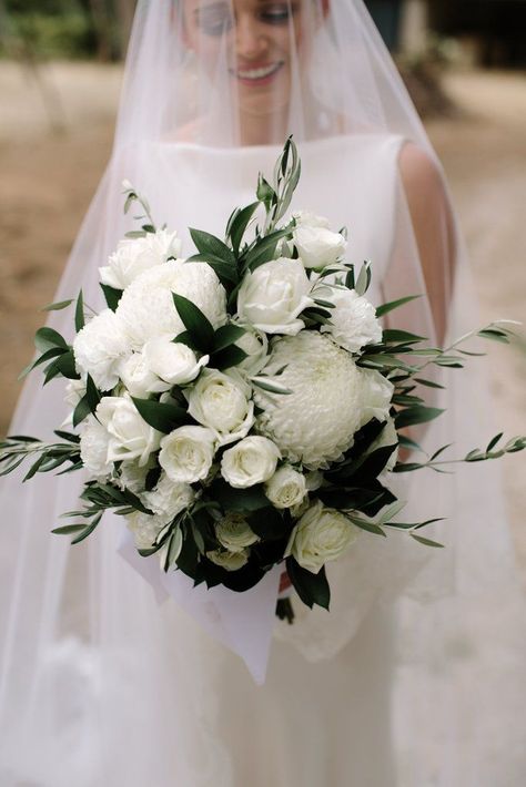 Greenery Wedding Bouquet, Green Wedding Bouquet, Wedding Flowers Hydrangea, Wedding Flower Guide, White Bridal Bouquet, Flower Store, Wedding Flowers Summer, White Wedding Bouquets, Melbourne Wedding