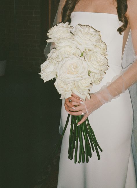 Long Stem Roses Wedding, Cheap Simple Wedding, Vintage Boho Wedding Dress, Cheap Simple Wedding Dress, Roses Wedding Bouquet, Film Photography Wedding, Sheer Gloves, Simple Wedding Dress, Cheap Wedding Dresses Online