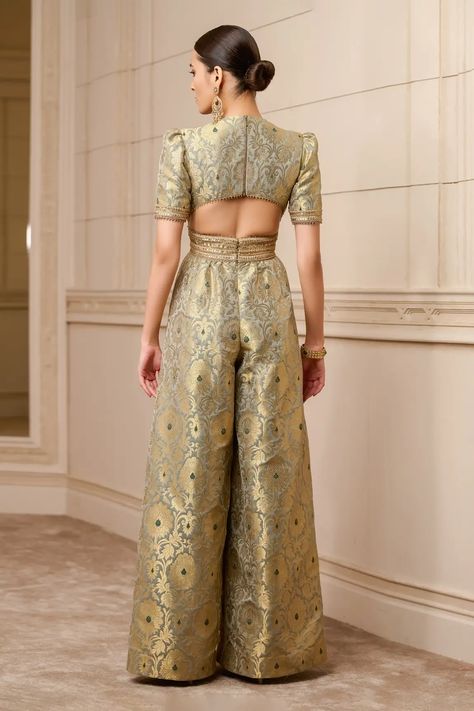 Brocade Jumpsuit, Indo Western Dresses For Women, Western Dresses For Women, Trendy Outfits Indian, Indian Outfits Lehenga, Traditional Indian Dress, Salwar Kamiz, Indian Dresses Traditional, Traditional Indian Outfits