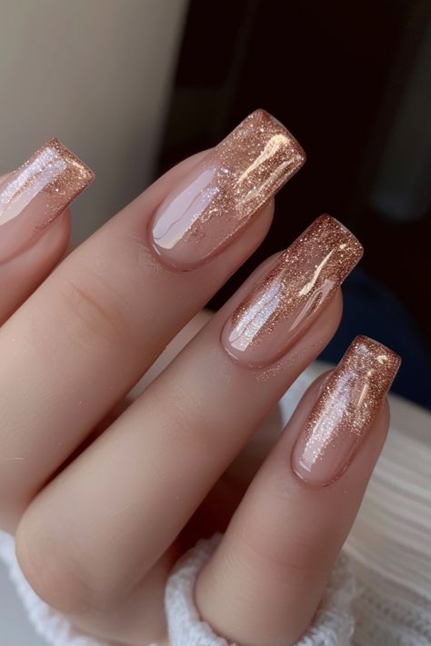 Get ready to be dazzled by 24 pretty rose gold nail designs that will make your fingers sparkle and shine like never before. This stunning metallic hue has taken the beauty world by storm, offering