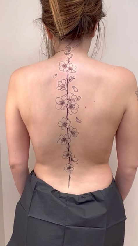 Cherry Blossom Tree Spine Tattoo, Tree On Spine Tattoo, Japanese Cherry Blossom Spine Tattoo, Cherry Blossom Tattoo On Back Spine, Spine Tattoo Cherry Blossom, Anime Spine Tattoo, Blossom Spine Tattoo, Cherry Blossom Spine Tattoo, Cherry Blossom Tattoo On Back