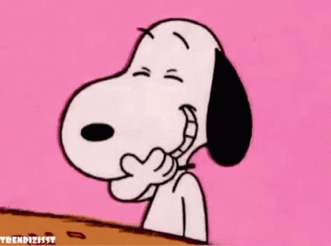 Giggle Snoopy GIF - Giggle Snoopy Laughing - Discover & Share GIFs Snoopy Laughing, Giggle Gif, Laughing Images, Gifs Snoopy, Snoopy Gifs, Snoopy Gif, Snoopy Dance, Dance Gif, Snoopy Funny