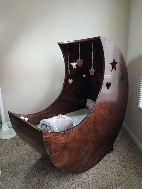 Dark Wood Moon Shaped Crib #moon #crib #baby #cot #decorhomeideas Baby Nursery Diy, Goth Baby, Baby Room Inspiration, Baby Cradle, Nursery Room Inspiration, Baby Bassinet, Nursery Baby Room, In The Corner, Baby Diy