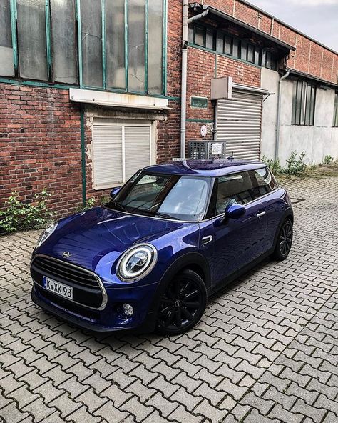 Blue Mini Cooper, Moon Board, Mini Coopers, Future Cars, John Cooper Works, Mini One, Expensive Cars, Creative Wedding, Girls Club