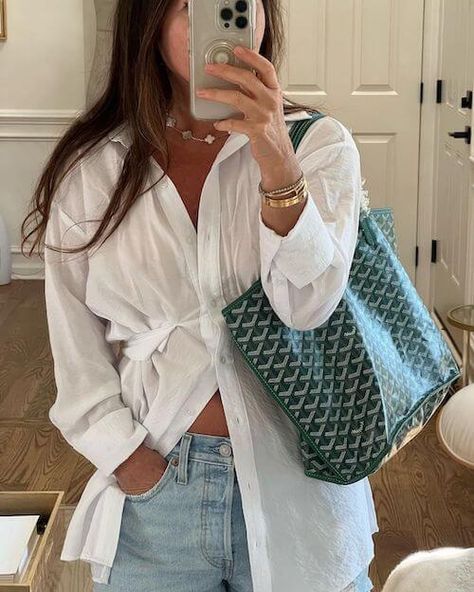 Goyard Tote Price, Goyard Tote Outfit, Goyard Monogram, Goyard Tote Bag, Goyard Handbags, Louis Vuitton Outfit, Goyard Tote, Luxury Tote Bags, Tote Outfit