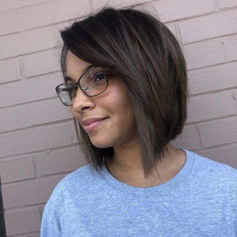 Fall 2023 Bob, Trendy Shoulder Length Haircuts 2023, Cute Neck Length Haircuts, Bob Haircut Above Shoulder, Womens Medium Short Haircut, Shoulder Length Bob With Layers Straight, Same Length Bob, Best Haircuts With Glasses, Angled Shoulder Length Bob