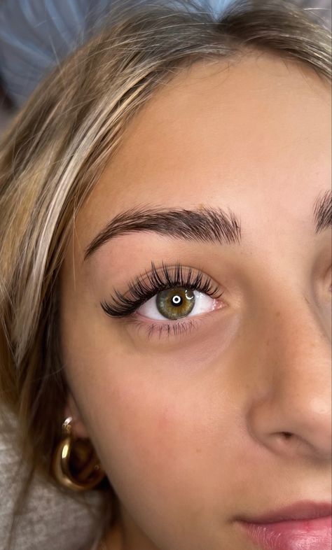 Wet And Wispy Lash Extensions, Natural Eye Lash Extensions Styles, Light Wispy Eyelash Extensions, Light Hybrid Lash Extensions, Natural Hybrid Lash Extensions, Mexico Lookbook, Hybrid Lash Map, Mascara Lash Extensions, Wispy Lash Extensions Styles