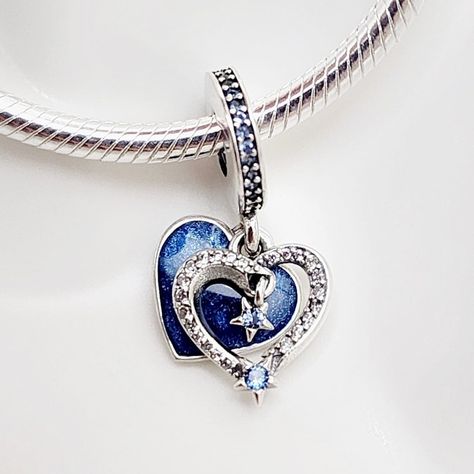 Pandora Shooting Stars Heart Sterling Silver Double Dangle Charm With Moonlight Blue Crystal, Clear Cubic Zirconia And Shimmering Blue Enamel. The Back Of The Enameled Part Is Engraved With The Message "I Fall In Love With You Every Day." Authentic / New Charm Included: Pandora Black Pouch The Bracelet Is Not Included. Pandora Black, 2024 Board, Pandora Blue, Black Pouch, Blue Charm, Mother Jewelry, Pandora Jewelry Bracelets, Pandora Style, Pandora Silver