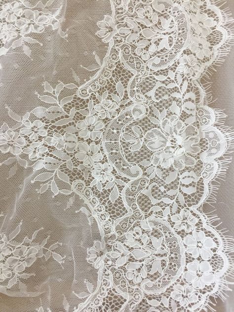 Lace Shrug, Fabric Cord, Lace Table Runners, Alencon Lace, Lace Table, Scalloped Trim, Antique Lace, Vintage Crafts, Lace Weddings