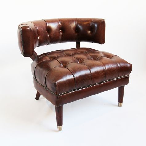 Top grade chestnut leather horse shoe side chair.  Beautiful tufted design with bronze nailhead details. Corbusier Chair, Tufted Leather Chair, Tufted Chairs, Floral Upholstery Fabric, Tufted Design, Floral Upholstery, Leather Side Chair, Chestnut Leather, Unique Chair