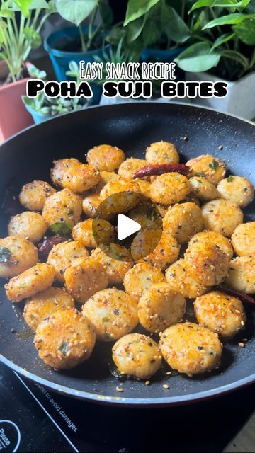 Aishwarya sonvane on Instagram: "Poha Suji Bites | Quick and Easy snack or breakfast recipe   ✅save the recipe and try it later   ✅Recipe details:  Take 1 cup poha, wash it nicely now add 1/4th cup suji/semolina and 1/2 cup curd and mix everything together  Rest this mixture for 15-20 minutes and after that mix it again  Now add salt,black sesame seeds and fresh coriander  And make a small bite sized tikkis  Now steam these for 10 minutes on medium flame  Add some oil in a Kadhai , and add mustard seeds,sesame seeds,curry leaves,red chillies and add these bites  Sprinkle some sambhar masala and mix it well  Garnish with some fresh coriander and enjoy with your favourite chutney   #pohasujikanaahta #easybreakfastideas #healthybreakfast #breakfastrecipe #healthyrecipes #kidslunchboxideas #ki Goan Snacks Recipe, Poha Breakfast Recipe, Easy Indian Breakfast Ideas, Poha Snacks Recipe, Suji Snacks Recipe, Indian Snacks Recipes Easy, Quick Indian Breakfast Recipes, Poha Recipe Breakfast Indian, Suji Recipes Indian