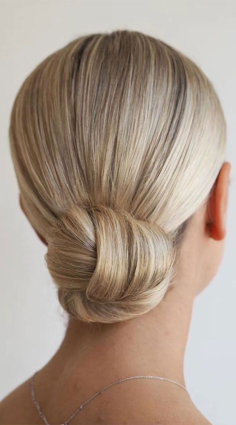 Sleek Wedding Updo, Knot Low Bun, Polished Updo, Knot Updo, Low Bun Bridal Hair, Updo Simple, Low Bun Wedding Hair, Modern Updo, Hair Down Styles