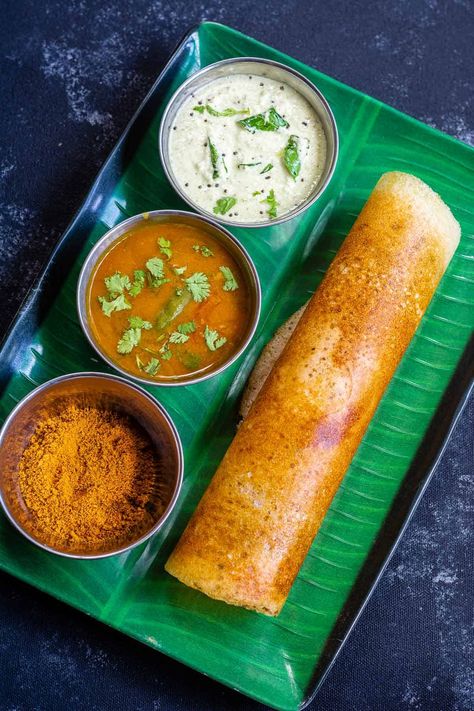 Masala Dosa Photography, Kerala Food Photography, Good Food Pictures, Tiffin Recipe Indian, Kerala Meals, South Indian Food Recipes, Paper Dosa, Kerala Breakfast, Indian Breakfast Recipes