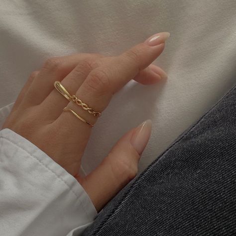 Ringe Aesthetic, Gold Stackable Rings, Rings Dainty, Real Gold Jewelry, Solid Gold Band, Gold Band Ring, Thumb Rings, Jewelry Ring, Stacking Ring