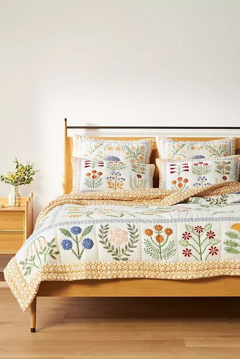 Ellen Merchant, Cottage Quilt, Perfect Bedding, Quilted Bedspreads, Decoration Inspiration, Reversible Quilt, Cotton Voile, Bedding Shop, My New Room