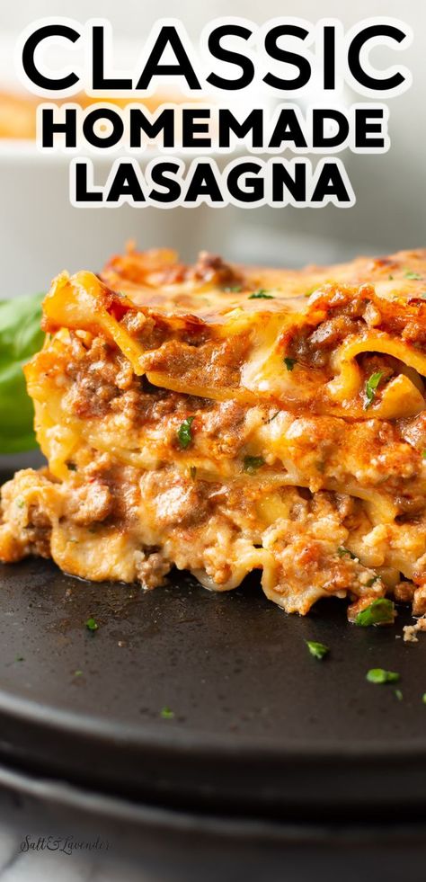 Nothing is better than homemade lasagna! This recipe has three kinds of cheese and an irresistible tomato and meat sauce from scratch. Lasagna Sauce Recipe, Lasagna Recipe Videos, Homemade Lasagna Recipe, Beef Lasagna Recipe, Homemade Lasagna Recipes, Homemade Meat Sauce, Cheese Homemade, Beef Lasagna, Meat Lasagna