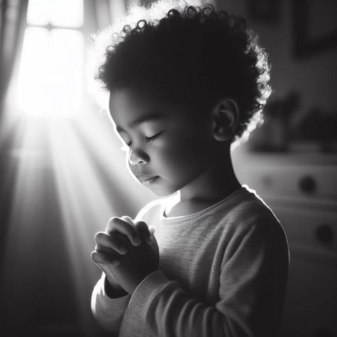 Blesses.., pray prayer! ! ! People Praying Photography, Prayer Images Pictures, Prayer Background Images, Praying Reference, Praying Photography, Praying Images, Praying Aesthetic, Prayer Photography, Prayer Wallpaper