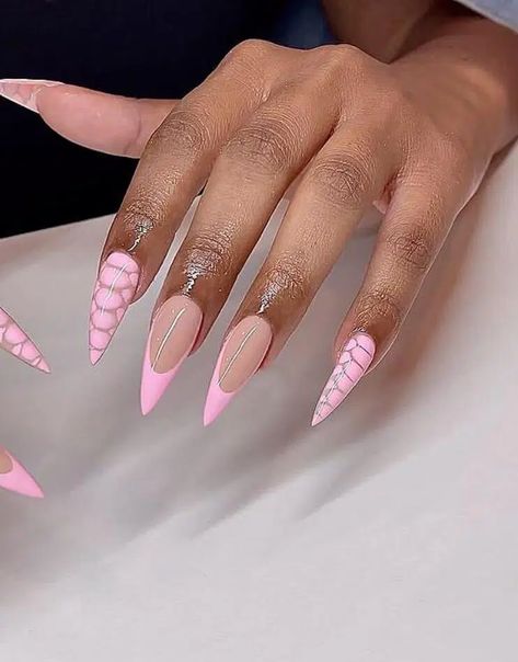 55 Best Fall Gel Nails to Inspire You Nagel Tips, Almond Shape Nails, Stick On Nails, Nailed It, Manicure Set, False Nail, Dope Nails, Valentine's Day Nails, Artificial Nails