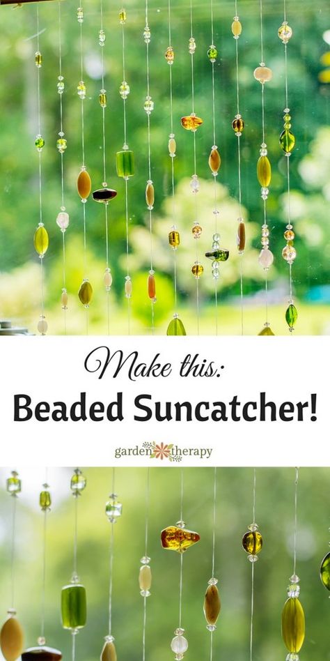 Beaded Suncatcher Mobile Suncatcher Mobile, Carillons Diy, Beaded Suncatcher, Curtains Diy, Suncatcher Diy, Diy Suncatchers, Diy Wind Chimes, Quick Diy, Beaded Curtains