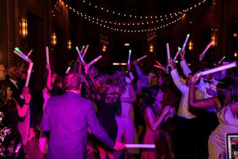 Glow Sticks For Wedding, Dance Party Favors, Fun Wedding Reception Ideas, Rave Wedding, Fun Wedding Reception, Glow Stick Wedding, Aruba Weddings, Wedding Reception Party, Wedding Design Inspiration