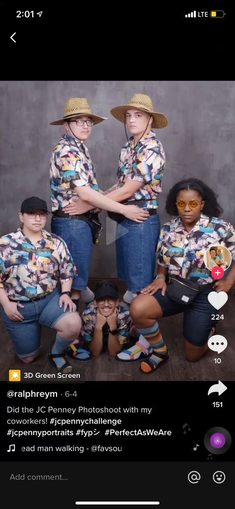 80 Family Photos, Awkward Family Photos Outfits, Awkward 80's Family Photos, Cringe Family Photoshoot, Awkward 70s Family Photos, 80s Style Family Photoshoot, Awkward Photoshoot 5 People, Silly Family Photoshoot Ideas, Awkward Group Poses