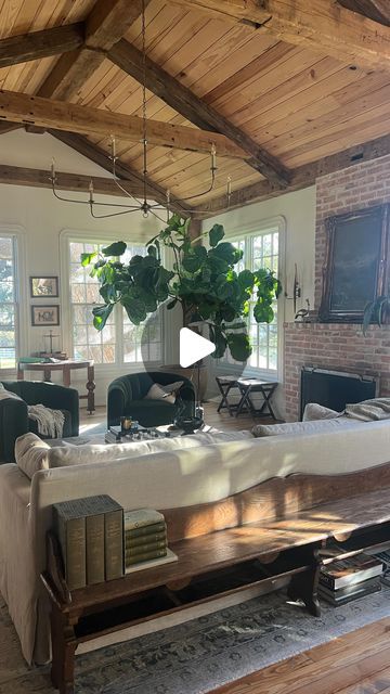 Joanna Gaines on Instagram: "Norm is no longer shoved in the laundry room and playing second fiddle (😉)to the Christmas tree. He's back, home sweet home. 🏡

#fiddleleaffig" Joanna Gaines Sisters, Joanna Gaines Christmas, Joanna Gaines Laundry Room, Joanna Gaines Design, Joanna Gaines House, Joanna Gaines Farmhouse, Ranch House Remodel, Fiddle Leaf Fig, Home Additions