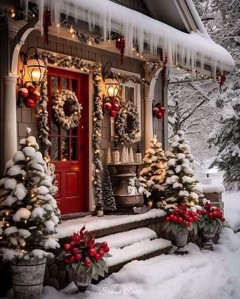 Christmas Doors, Winter Christmas Scenes, Beautiful Christmas Scenes, Lights Aesthetic, Christmas Scenery, Country Christmas Decorations, Christmas Lovers, Christmas Room, Winter Magic